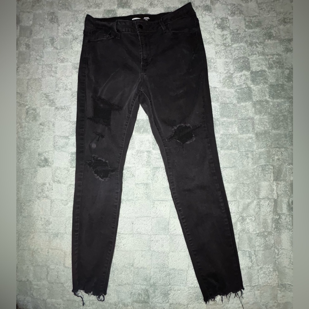Old Navy Women's Black Distressed Skinny Jeans